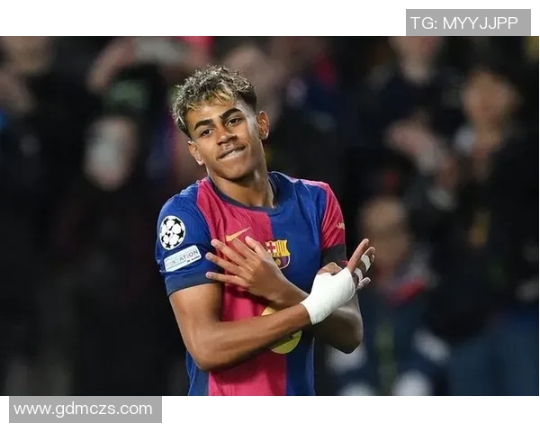 乔恩斯球星足球:带你走进世界级足球巨星的竞技与传奇之路